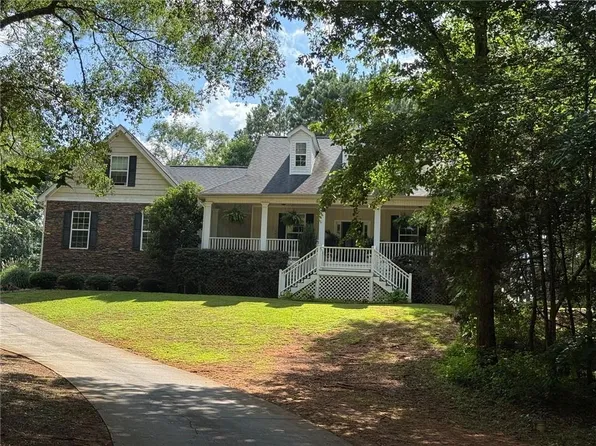 1130 Irish Hill Dr, Concord, GA 30206