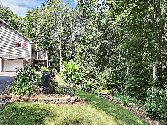 2nd image of 307 Belwood Dr