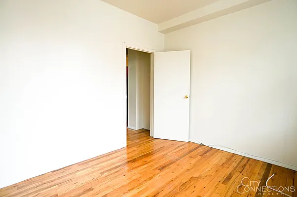 Rented by City Connections Realty | media 22