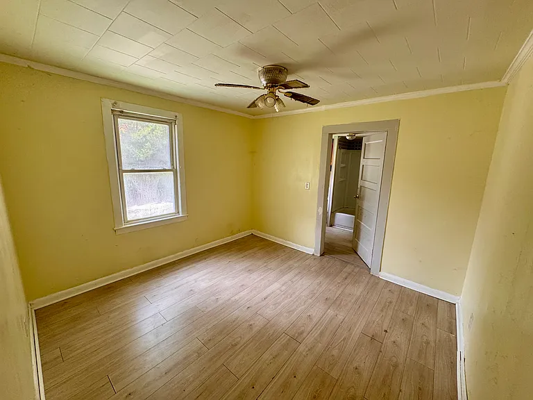 1006 Johnsontown Rd — Photo 6