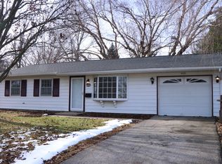903 S Kinch St, Urbana, IL