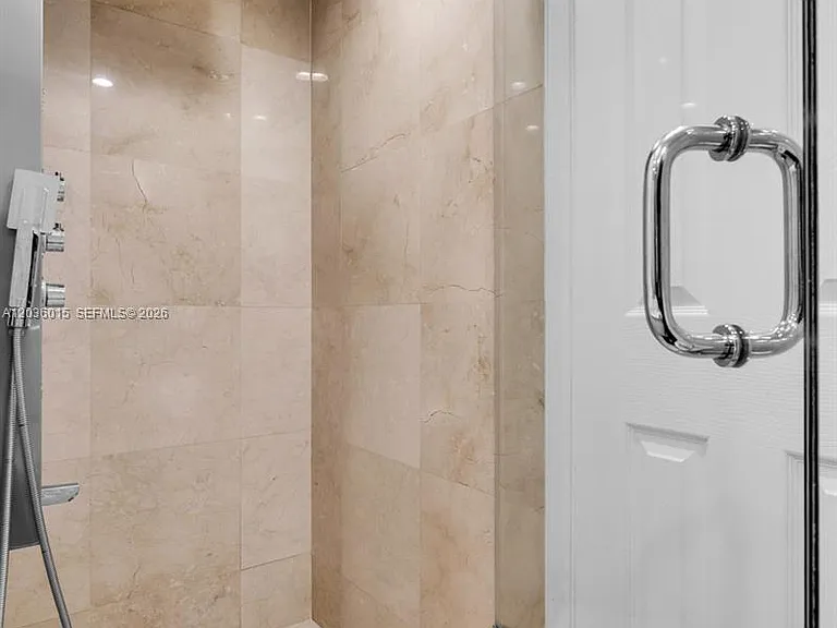 18151 NE 31st Ct #Penthouse 205 — Photo 21
