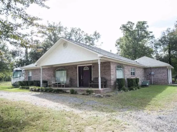 5920 Wallace Rd, Texarkana, AR 71854