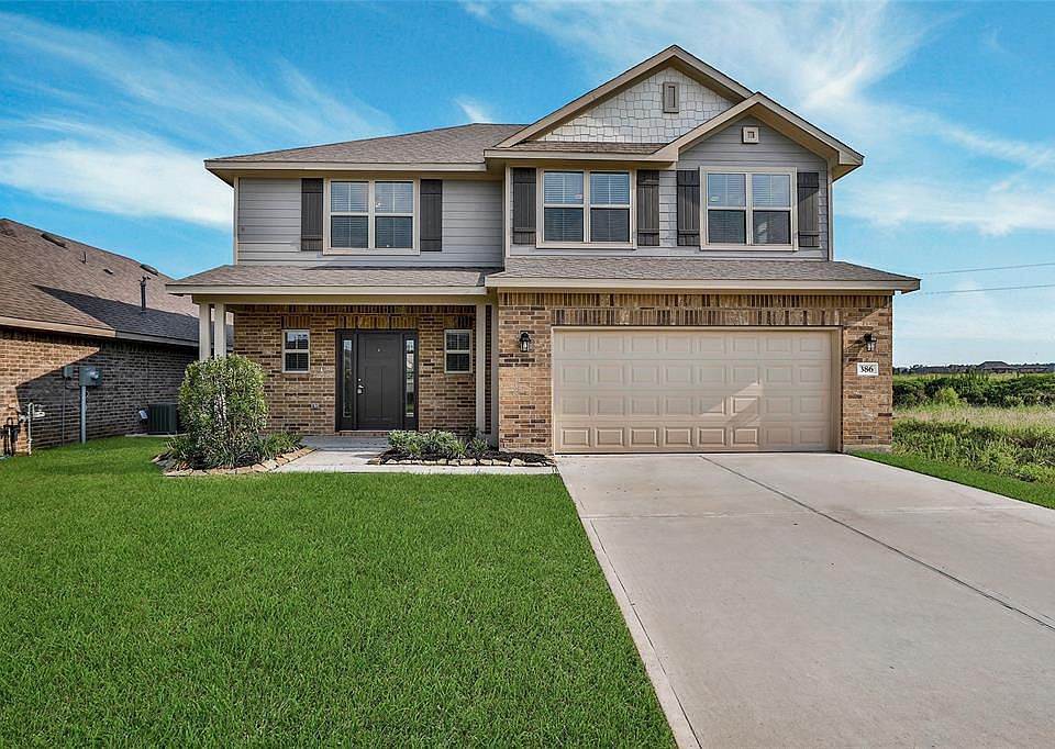 1st image of 386 Terra Vista Cir