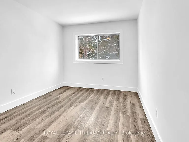 104 Devonshire Ave #504 — Photo 14