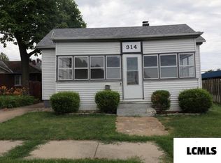 314 W Adams St, Clinton, IL 61727