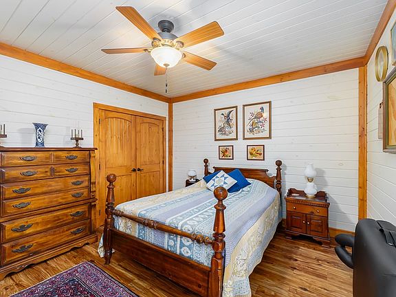 41st image of this home