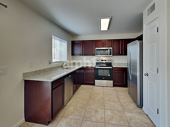 4th image of 2551 W Desert Springs Way
