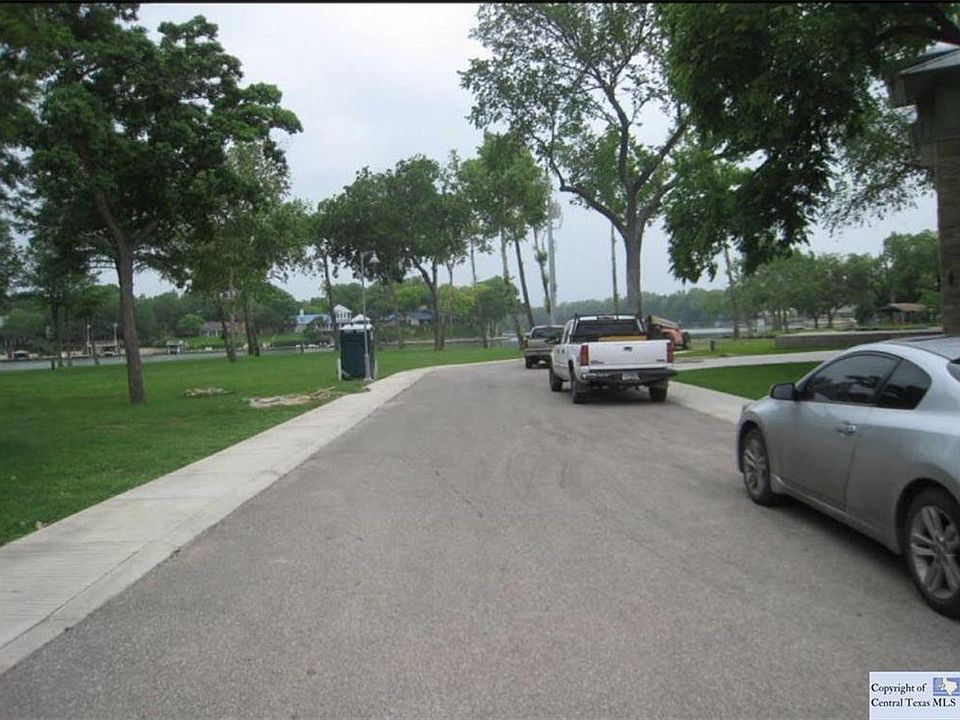 2nd image of 116 Cypress Cv