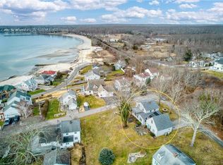 7 Arcadia Rd, Niantic, CT 06357