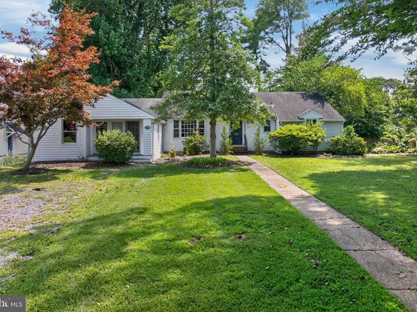 111 Wardour Dr, Annapolis, MD 21401
