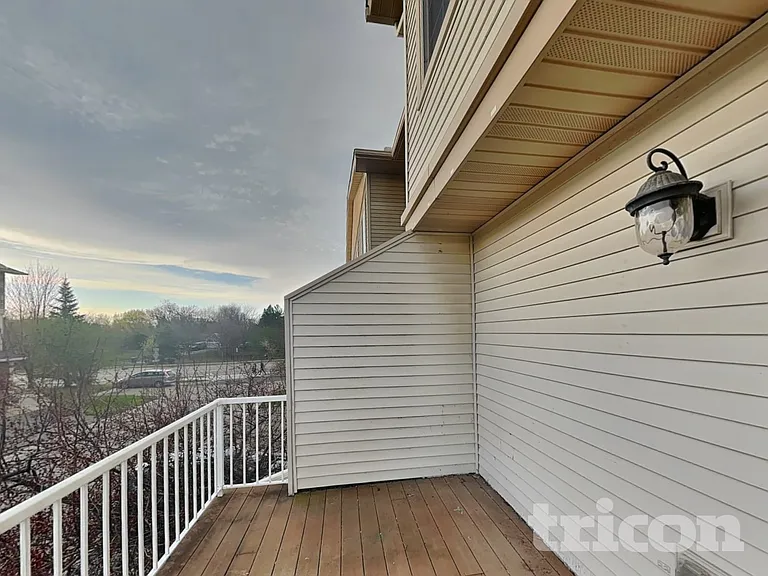 7010 S Park Dr — Photo 17