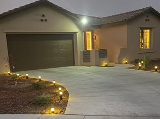 2818 Mercedes Dr, Bakersfield, CA 93313