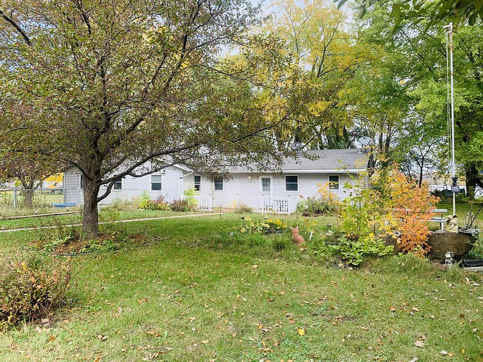 1st image of 17624 Raymond Ave