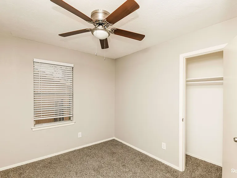 6431 Moonhill Dr — Photo 12