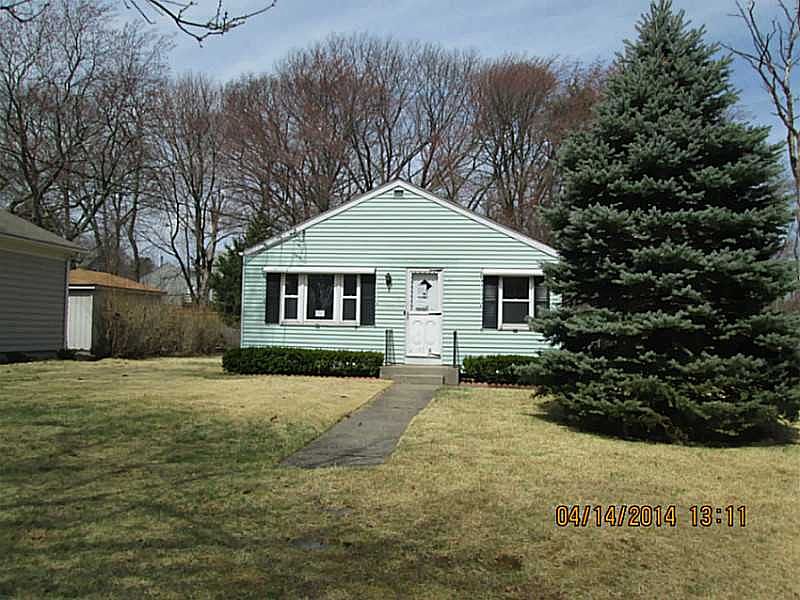 1st image of 7 Marquette Dr