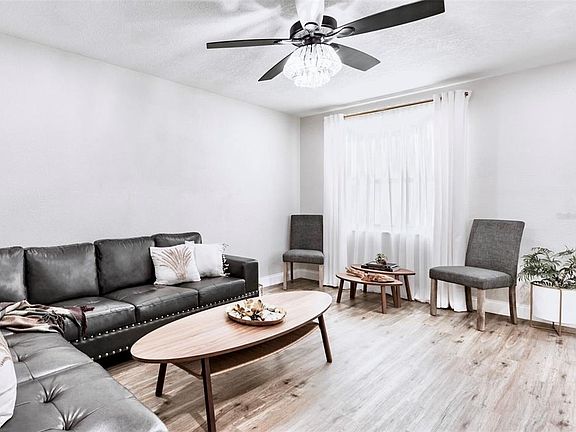 3rd image of 6220 Interbay Ave