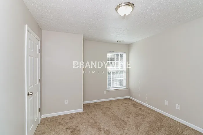 273 Topaz Dr — Photo 15