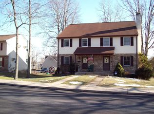 527 S 9th St, Perkasie, PA