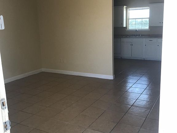 2nd image of 116 Blue Dr