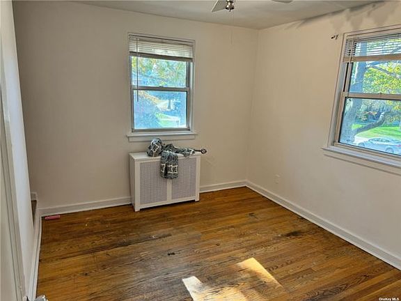 4th image of 77-01 247th St Unit B