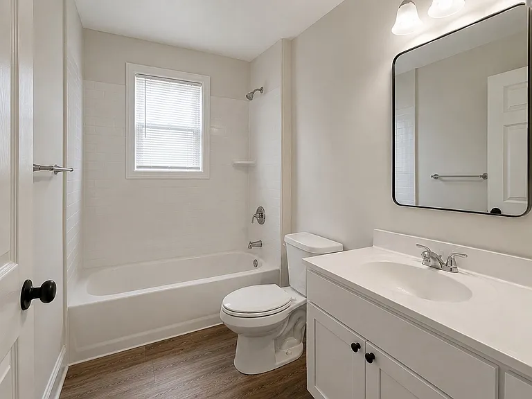 856 E 175th St #B — Photo 3