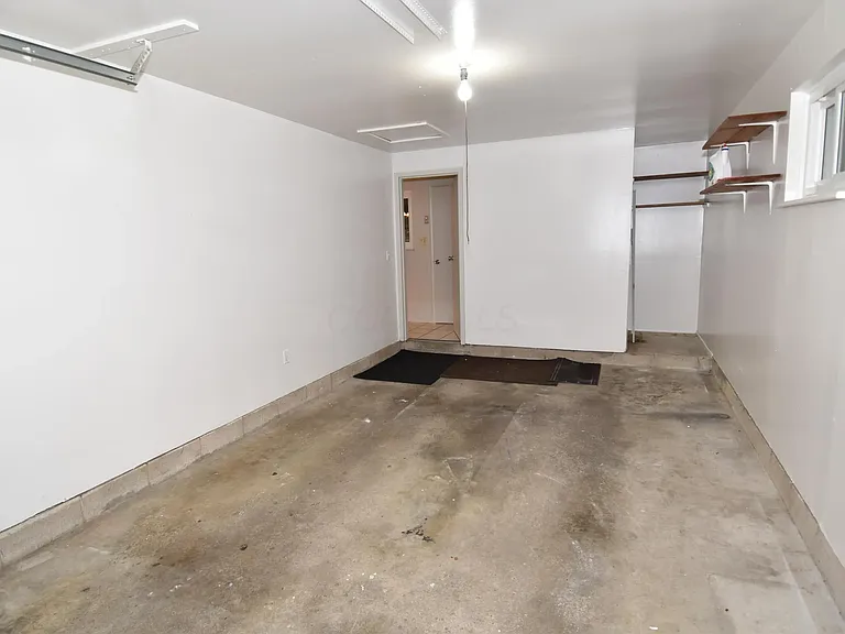 7075 Bartlett Rd — Photo 20