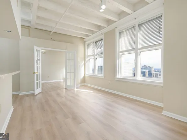 32 Peachtree St NW APT 1406, Atlanta, GA 30303