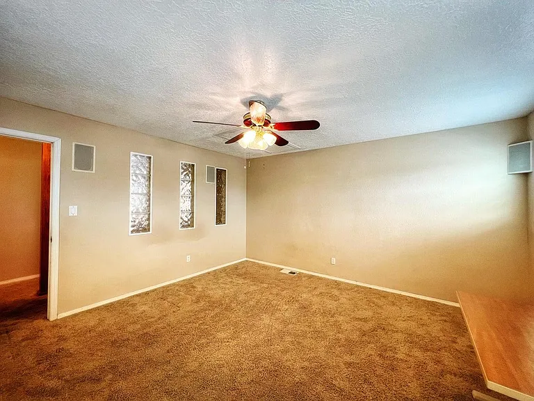 6612 Piedra Quemada Rd NW — Photo 27