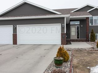 4921 Chelsea Ln S, Fargo, ND 58104