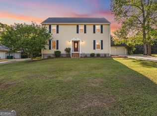 106 S Oaks Ln, Warner Robins, GA 31088