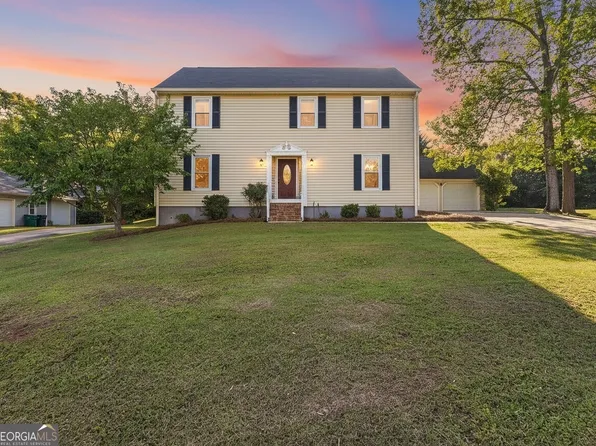 106 S Oaks Ln, Warner Robins, GA 31088