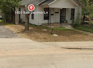 1401 San Jacinto Ln, Bryan, TX 77803