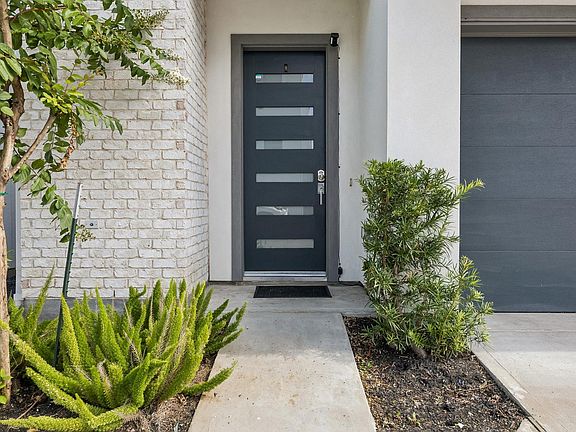 3rd image of 8705 Ojeman Oaks Ln