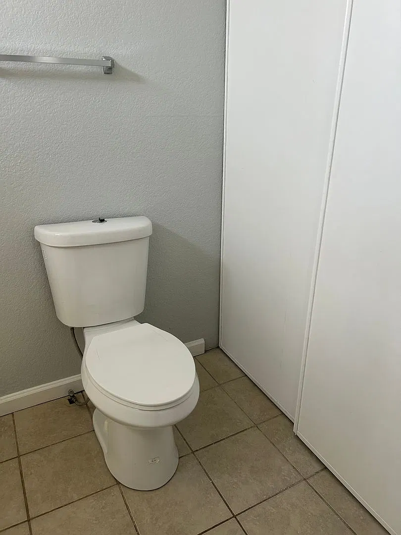 Country Home Three Bedroom — Photo 2