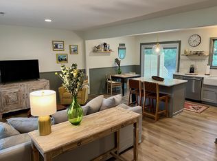 2235 Woodland Shores Rd APT B, Charleston, SC 29412