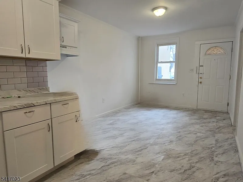 Building Photo - 232 Stuyvesant Ave #REAR