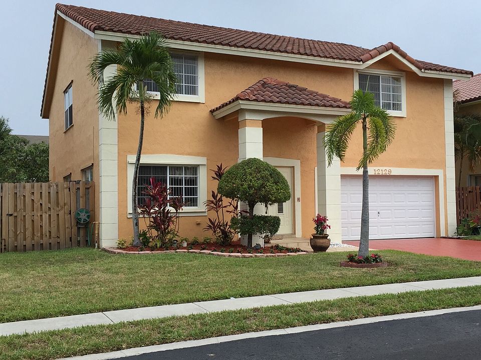 1st image of 12129 NW 35th Pl