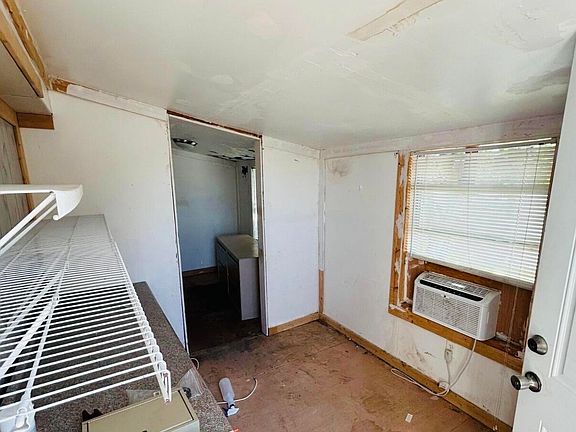 5th image of 108 S Palm Ave