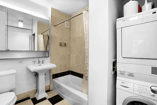 Rented by LW 21 LLC | media 5