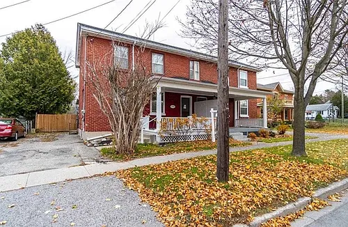 378 King St W Photo 1