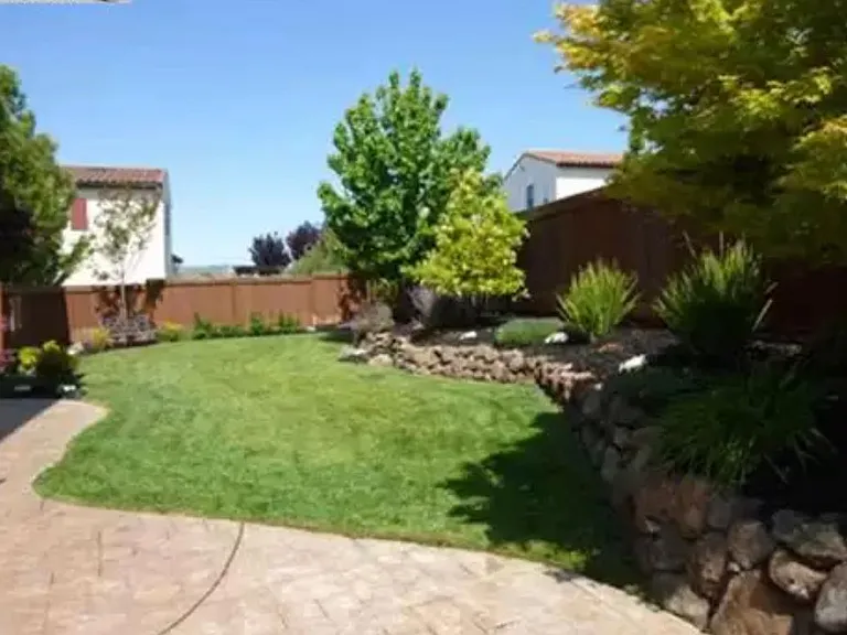 2680 Basswood Dr — Photo 7