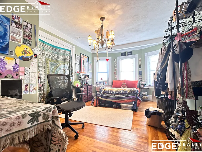 22 Brooks St #1A — Photo 9