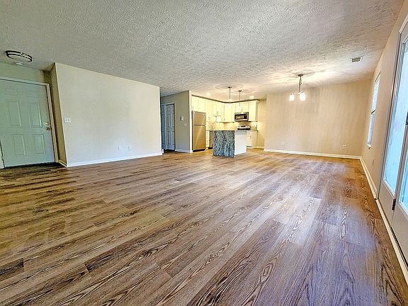 4th image of 5374 Meadow Walk Ln Unit K