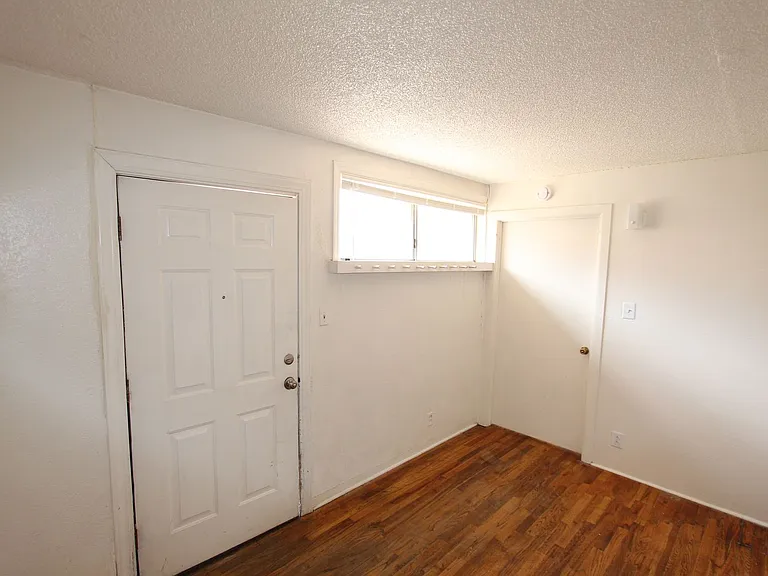 811 N Humphreys St — Photo 7