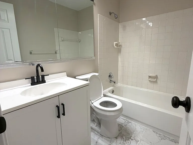 11720 Kelvin Ave — Photo 7