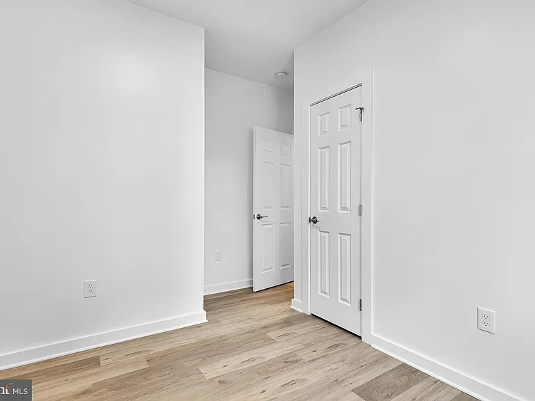 1712 3rd St NW #1 — Photo 13