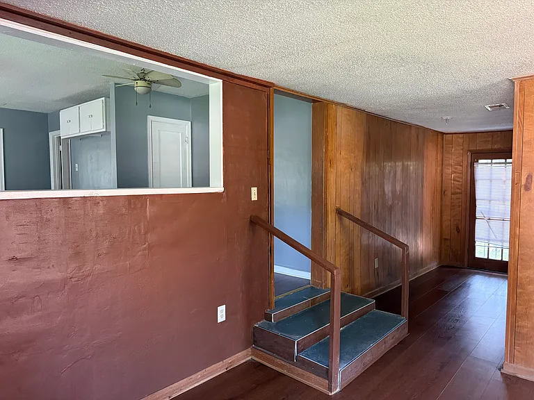 1642 Alta Vista Ave — Photo 15