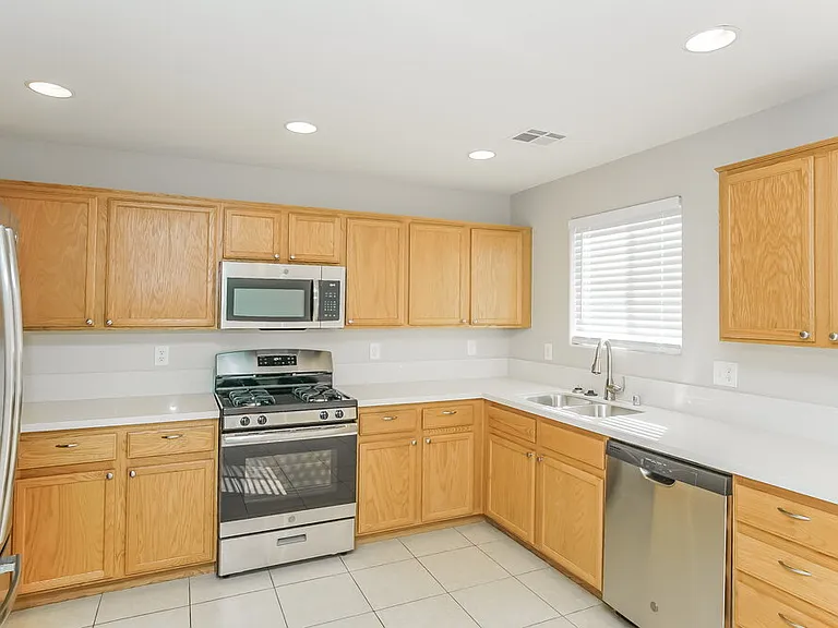 987 Monte De Oro Ave — Photo 8