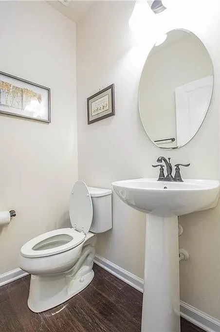 4 bed, 3.5 bath, 3300 sqft, $3,100 — Photo 3